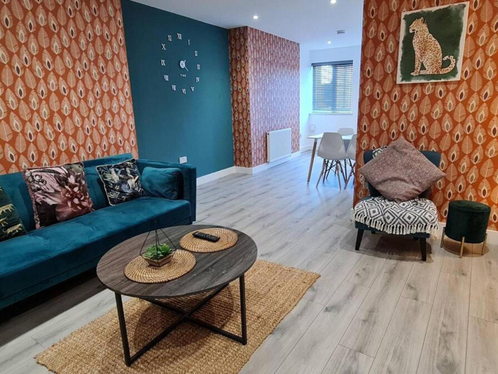 The Ecclesian Deluxe Apartments Near Trafford Centre Eccles Train Station Manchester Dış mekan fotoğraf