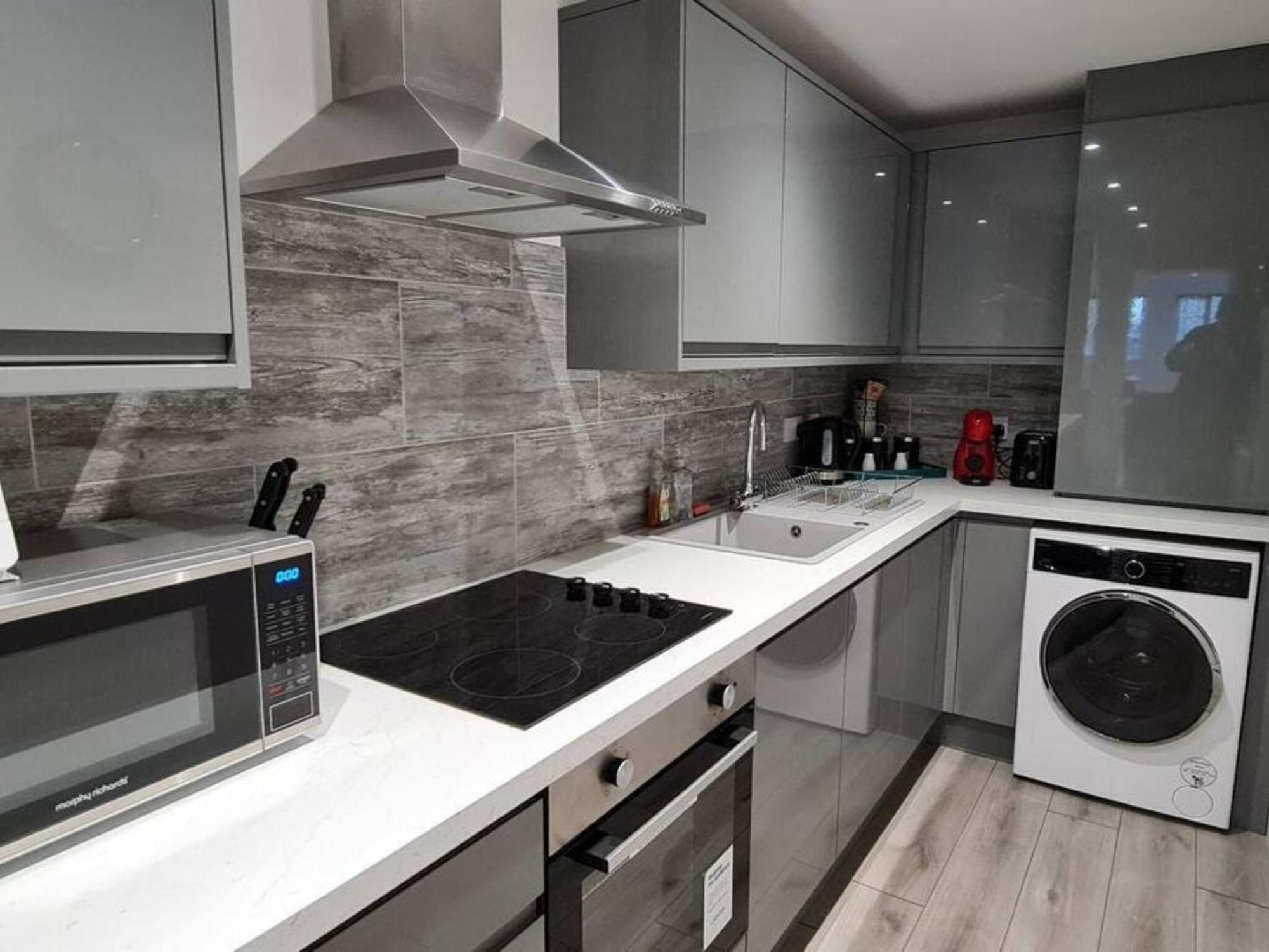 The Ecclesian Deluxe Apartments Near Trafford Centre Eccles Train Station Manchester Dış mekan fotoğraf